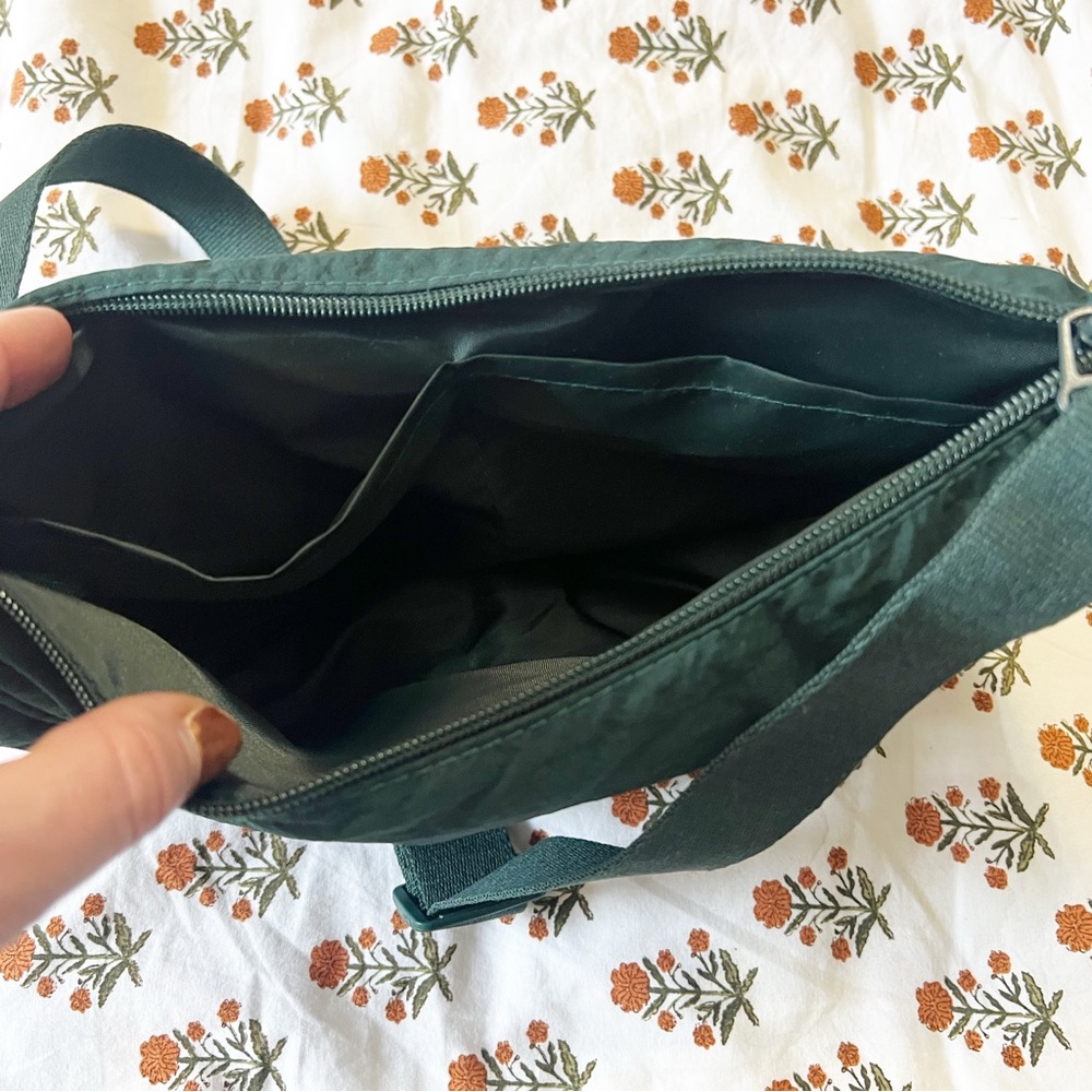 Amazon Nylon Dark Green Crossbody Bag - Picture 3 of 5